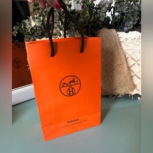 Hermès Orange Shopping Bag